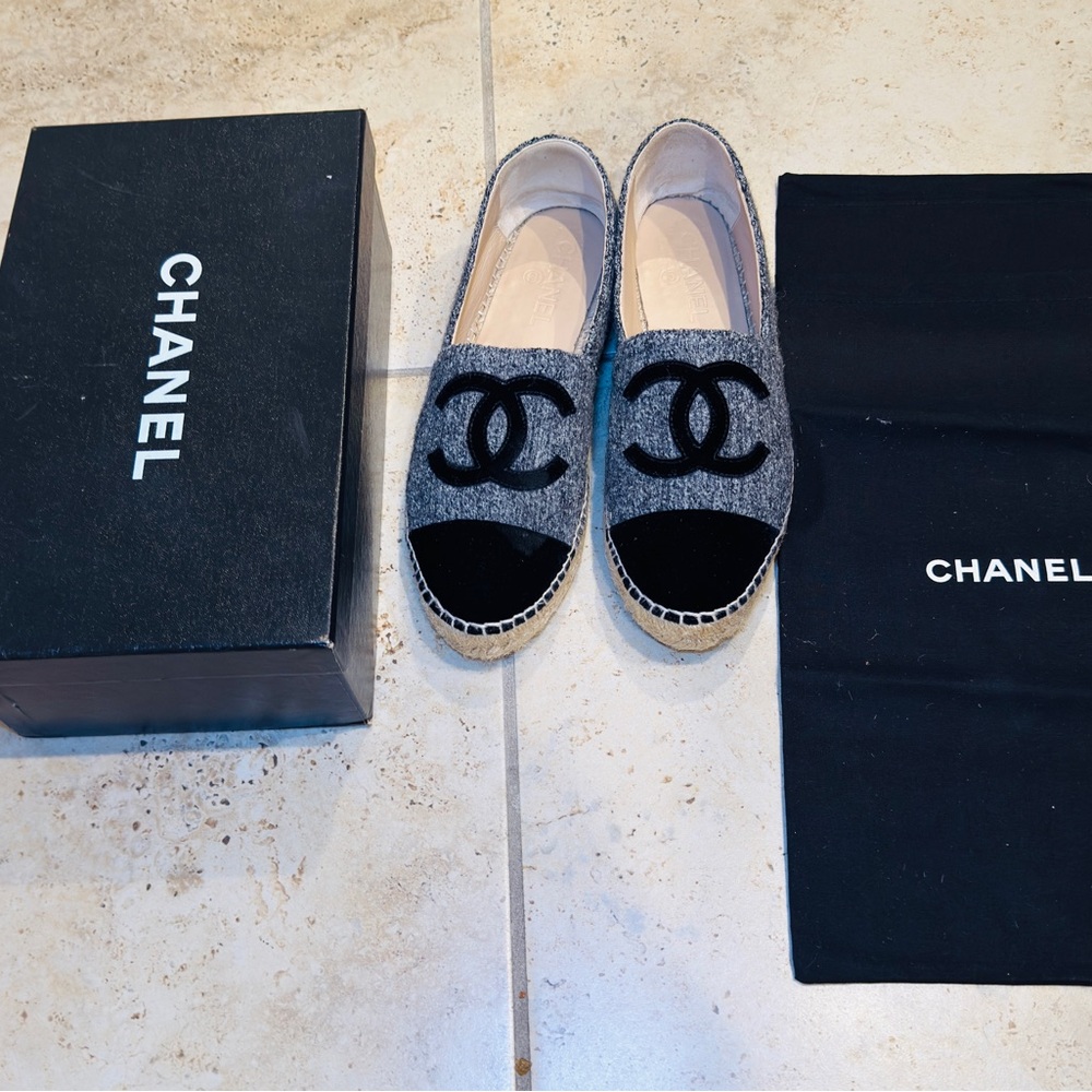 CHANEL Grey Tweed & Velvet CC Espadrille EU 39 true fits US 8-8.5 Full Set